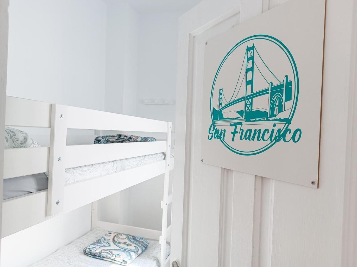 Daydream Medano Coliving Hostel El Médano Екстериор снимка